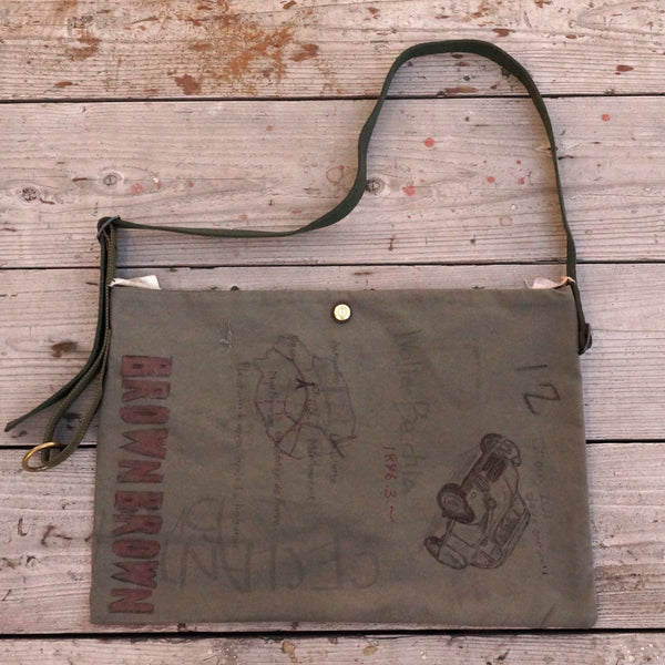 Shoulder bag