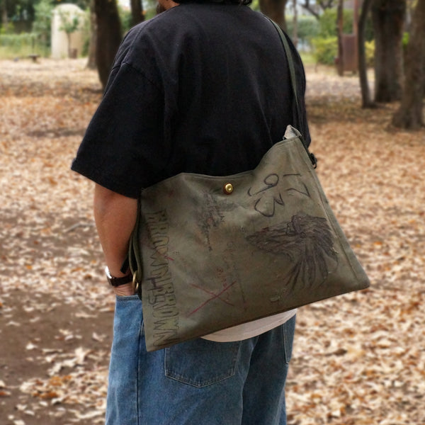 Shoulder bag