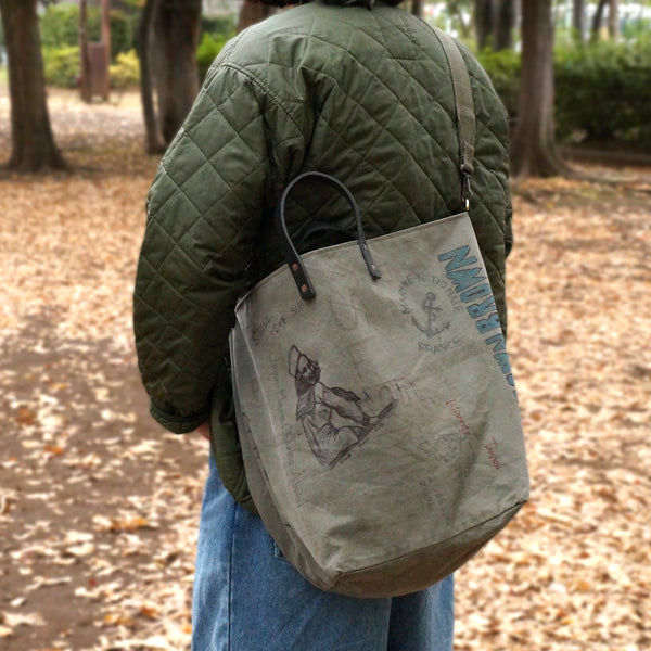 Shoulder bag